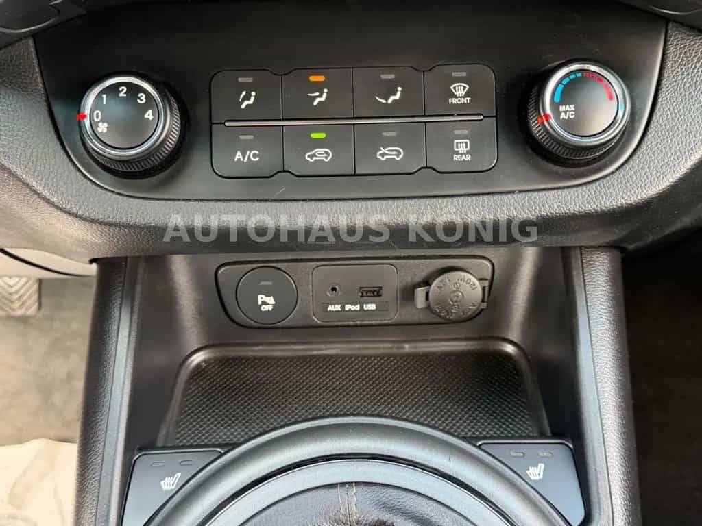 Kia Sportage Vision 2WD 10/2012-photo-27
