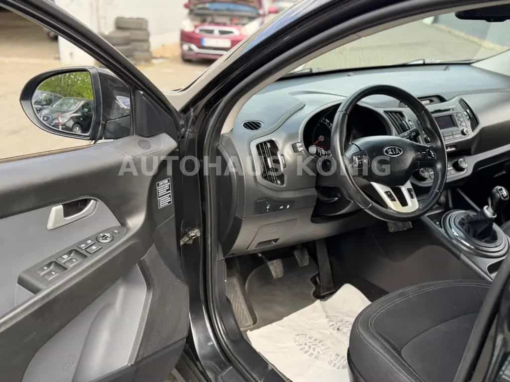 Kia Sportage Vision 2WD 10/2012-photo-8