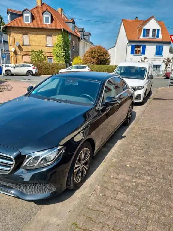 Mercedes-Benz E-Class E klasse 300 05/2020-photo-2