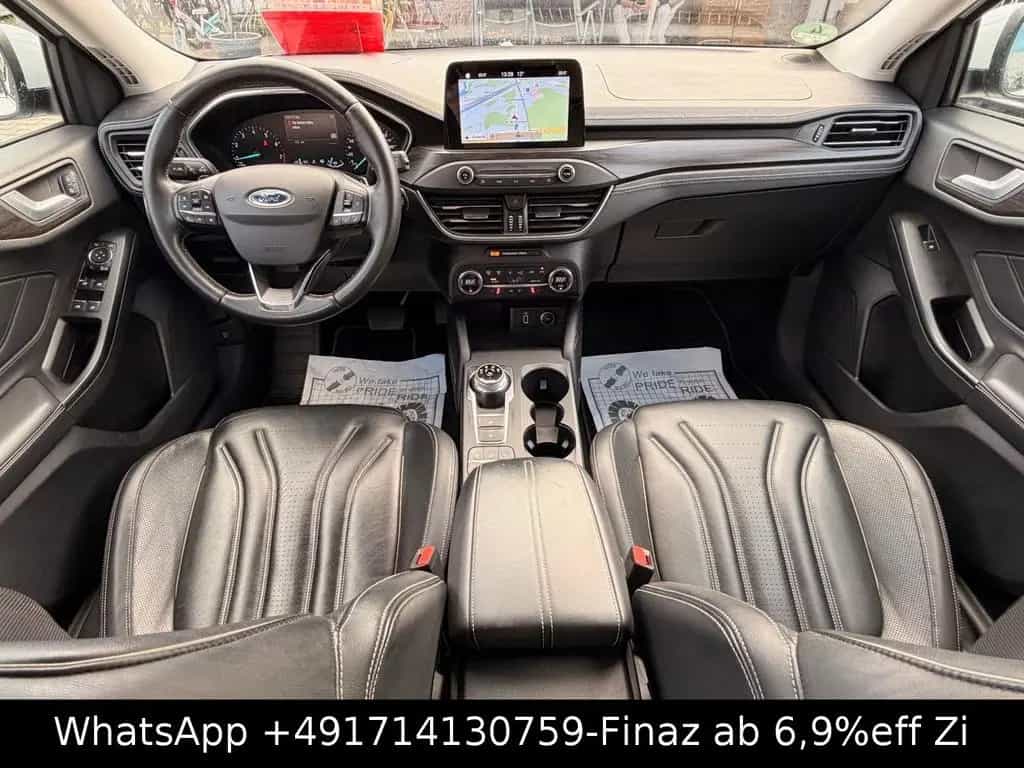 Ford Focus Turnier Vignale-LED-HUD-KAM-LEDER-DAB-TEMP 01/2019-photo-20