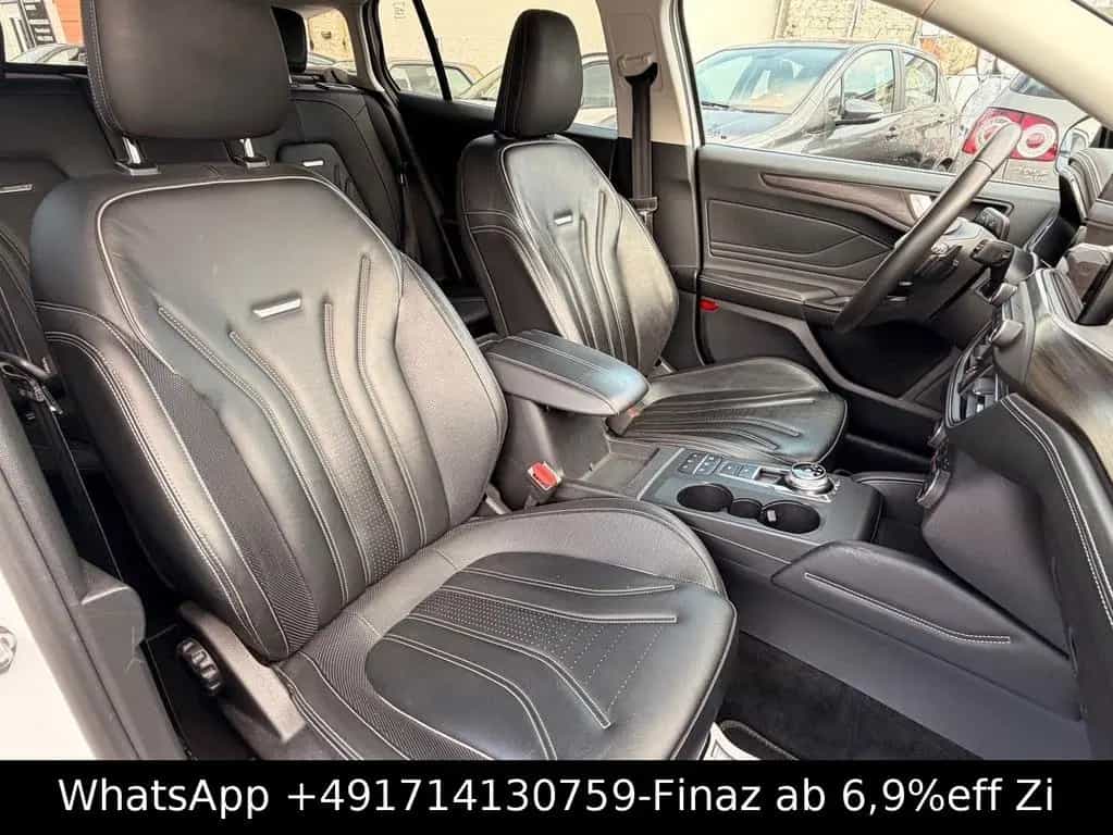 Ford Focus Turnier Vignale-LED-HUD-KAM-LEDER-DAB-TEMP 01/2019-photo-22