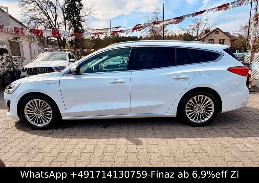 Ford Focus Turnier Vignale-LED-HUD-KAM-LEDER-DAB-TEMP 01/2019-photo-7