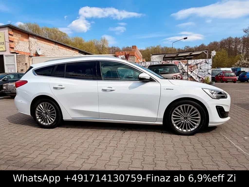 Ford Focus Turnier Vignale-LED-HUD-KAM-LEDER-DAB-TEMP 01/2019-photo-8