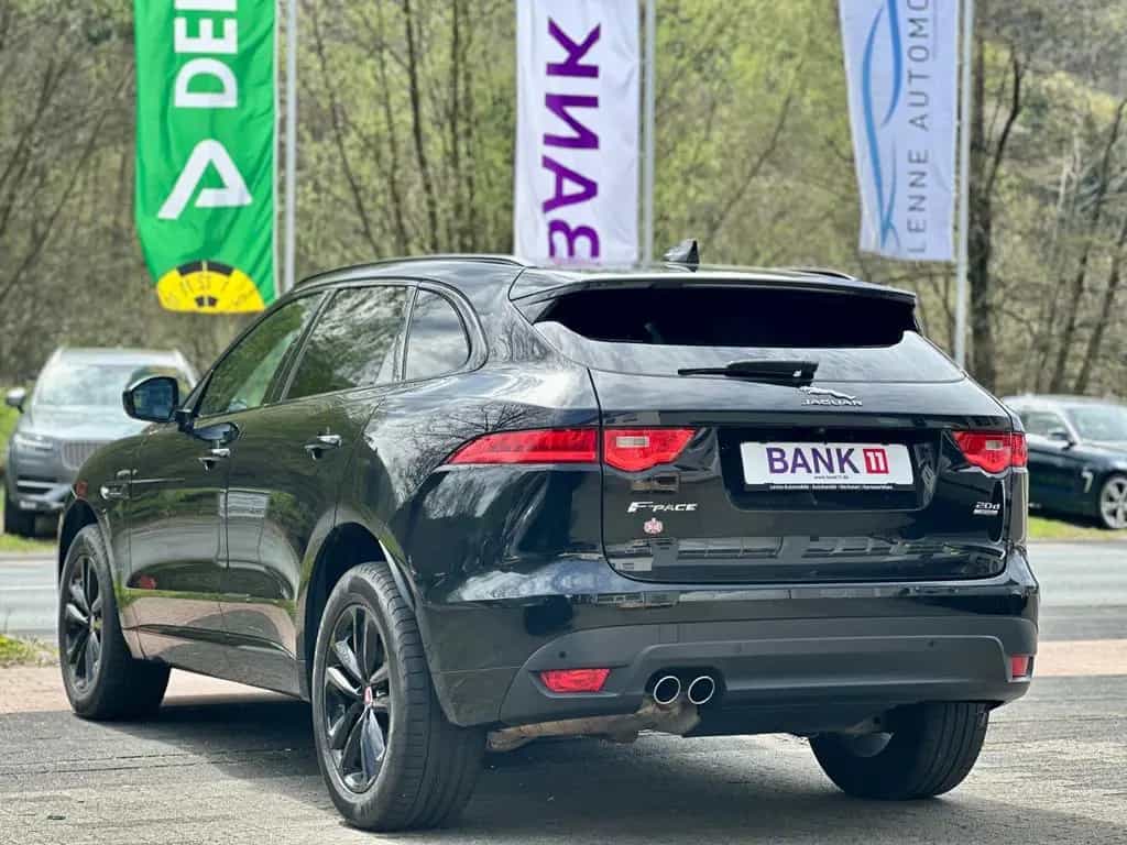 Jaguar F-Pace Chequered Flag*AWD*CAM*Digital*LED*DAB+ 12/2020-photo-3