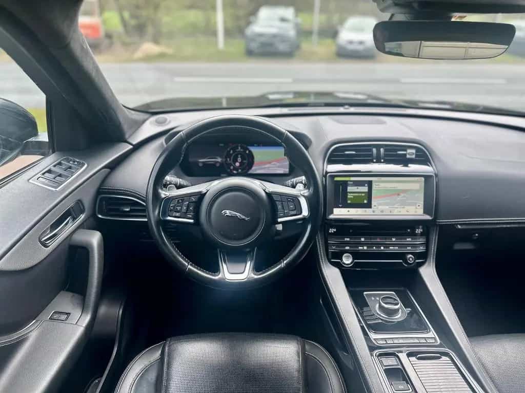 Jaguar F-Pace Chequered Flag*AWD*CAM*Digital*LED*DAB+ 12/2020-photo-7