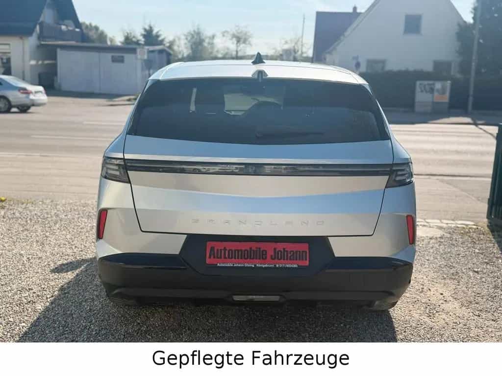 Opel NEW Grandland 1.2 GS-Line 48V ACC RFK DKG SHZ+LH 01/2025-photo-4