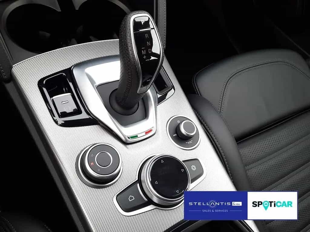 Alfa Romeo Stelvio 2.0 Turbo 16V Veloce Q4 03/2023-photo-14