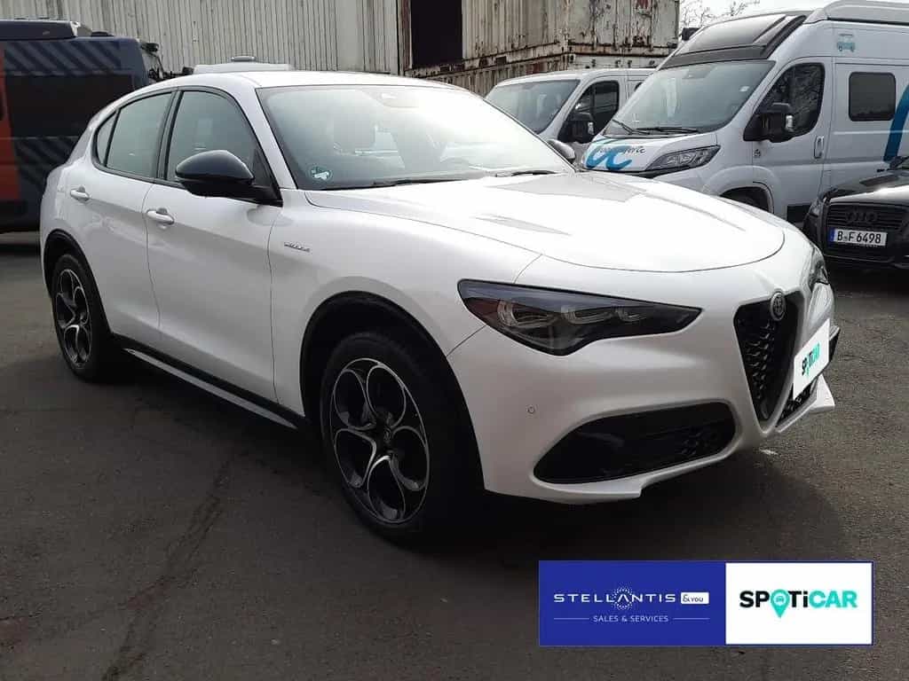Alfa Romeo Stelvio 2.0 Turbo 16V Veloce Q4 03/2023-photo-2
