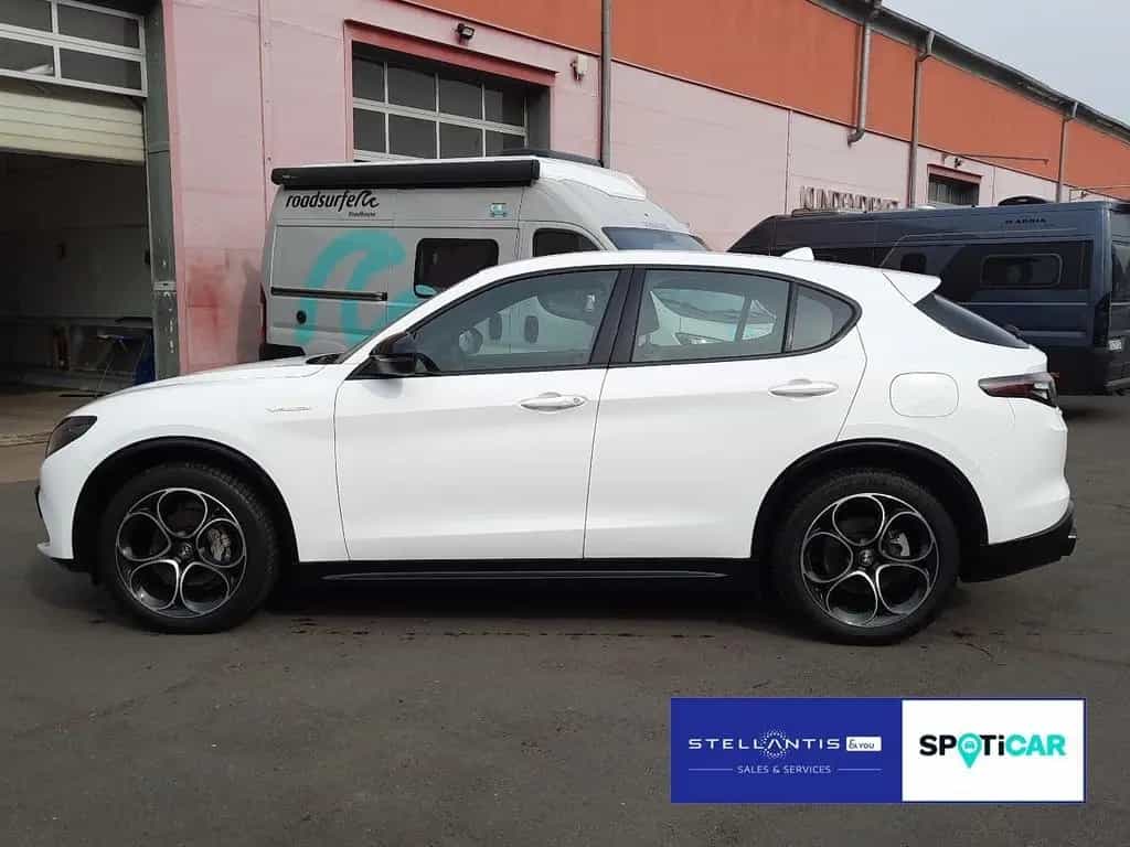 Alfa Romeo Stelvio 2.0 Turbo 16V Veloce Q4 03/2023-photo-3