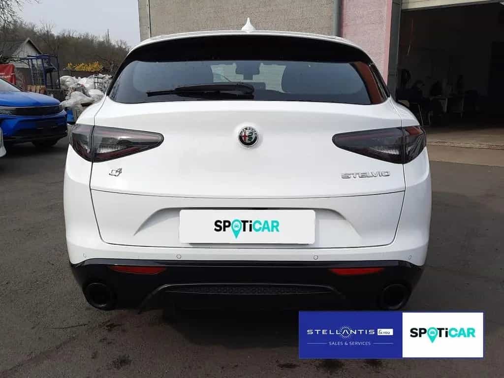 Alfa Romeo Stelvio 2.0 Turbo 16V Veloce Q4 03/2023-photo-4