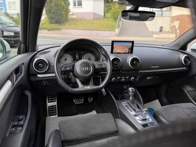 Audi S3 2.0 quattro*NO OPF*ACC*NAVI*19ZOLL*TEILLEDER 12/2017-photo-17