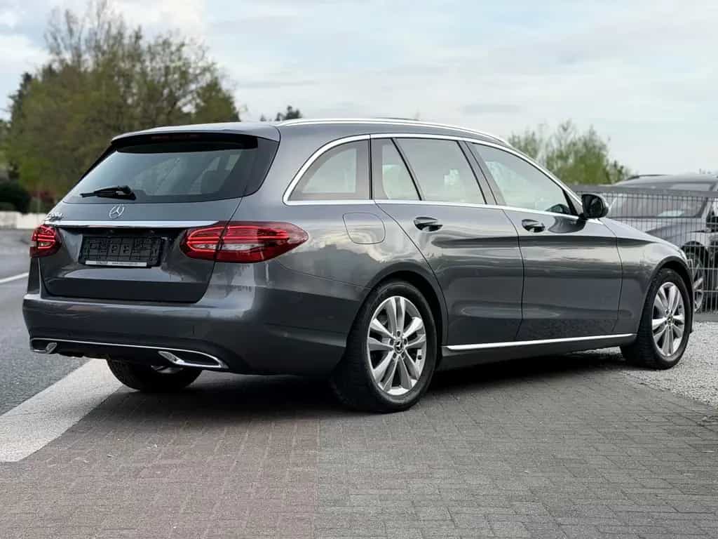 Mercedes-Benz C 220 d *Panorama* MultiBeam LED Rkam Totwinkel 08/2018-photo-10