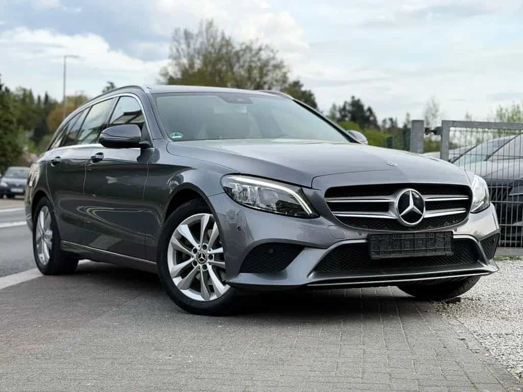 Mercedes-Benz C 220 d *Panorama* MultiBeam LED Rkam Totwinkel 08/2018-photo-13