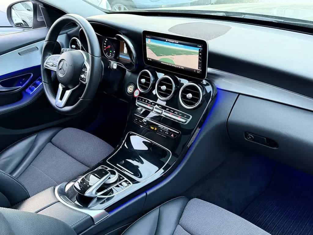 Mercedes-Benz C 220 d *Panorama* MultiBeam LED Rkam Totwinkel 08/2018-photo-16