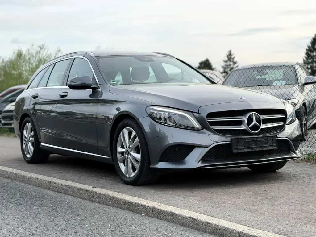 Mercedes-Benz C 220 d *Panorama* MultiBeam LED Rkam Totwinkel 08/2018-photo-17