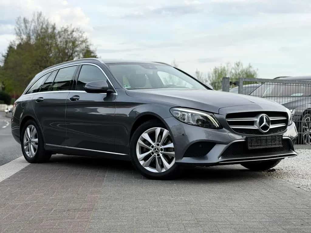 Mercedes-Benz C 220 d *Panorama* MultiBeam LED Rkam Totwinkel 08/2018-photo-21