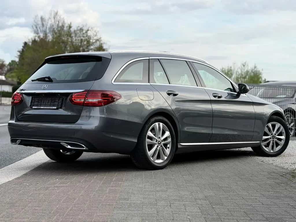 Mercedes-Benz C 220 d *Panorama* MultiBeam LED Rkam Totwinkel 08/2018-photo-22