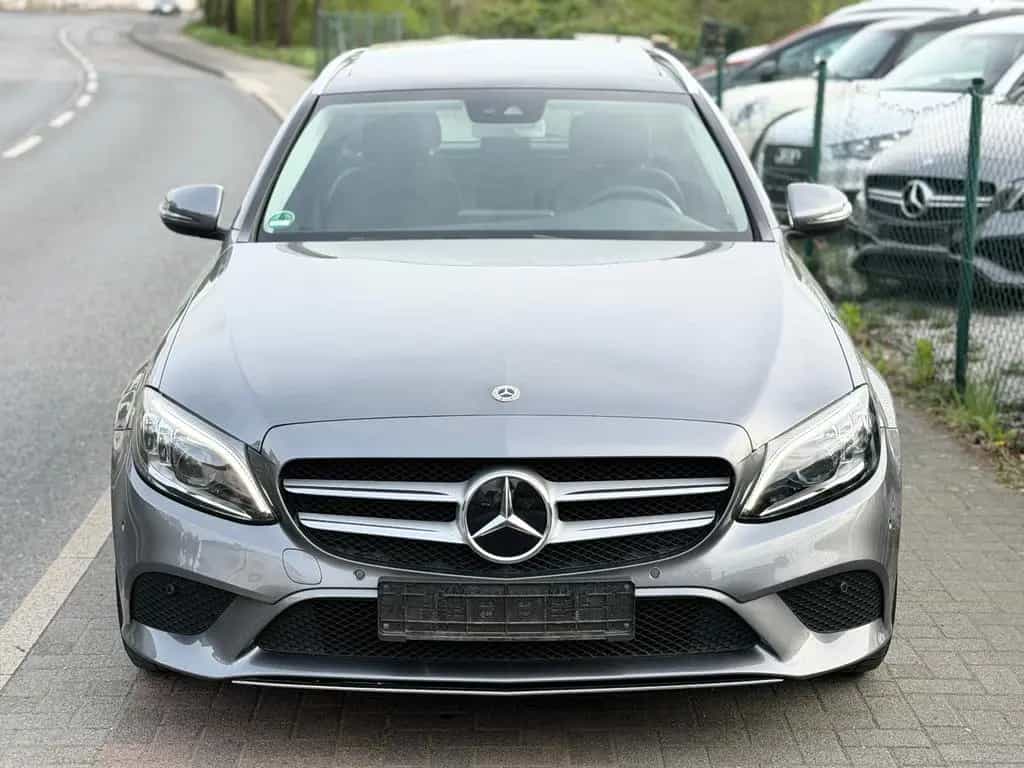 Mercedes-Benz C 220 d *Panorama* MultiBeam LED Rkam Totwinkel 08/2018-photo-32