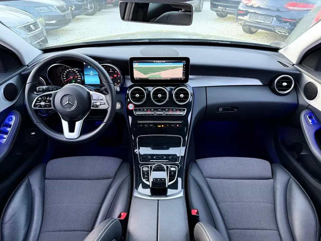 Mercedes-Benz C 220 d *Panorama* MultiBeam LED Rkam Totwinkel 08/2018-photo-34