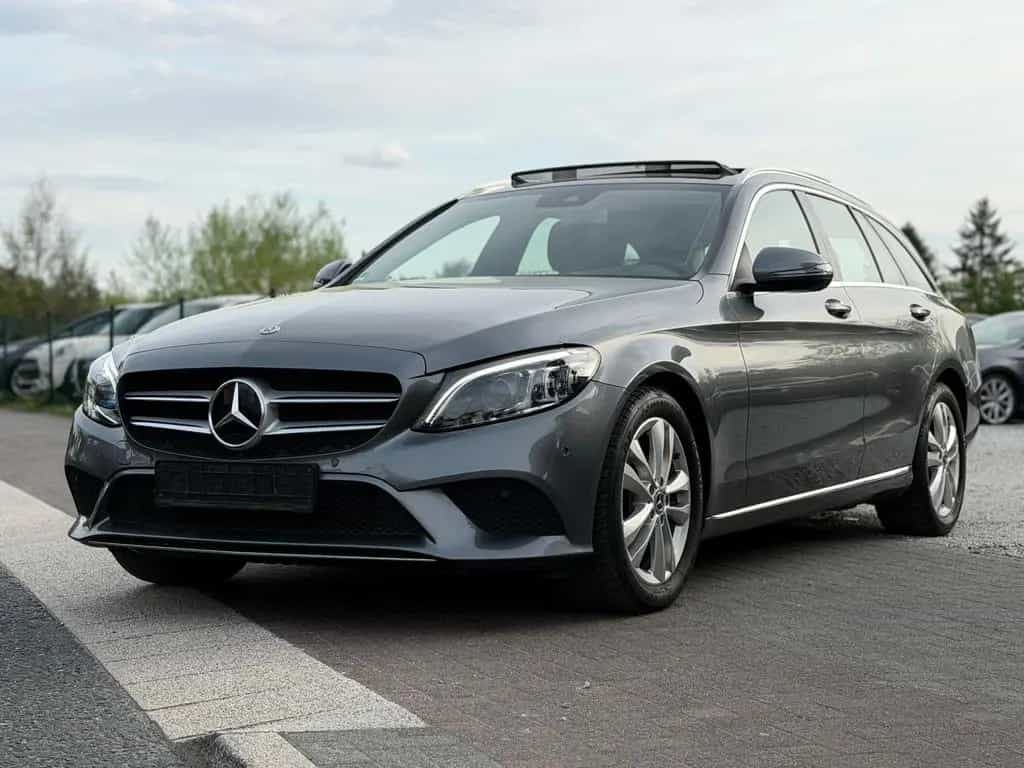 Mercedes-Benz C 220 d *Panorama* MultiBeam LED Rkam Totwinkel 08/2018-photo-36
