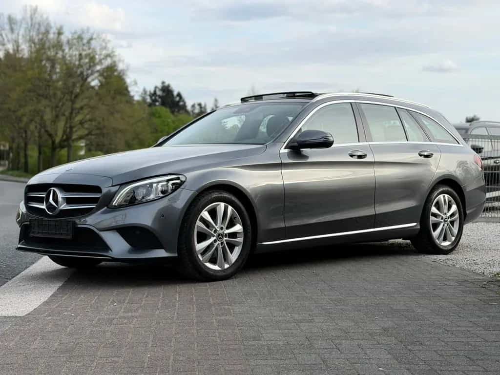 Mercedes-Benz C 220 d *Panorama* MultiBeam LED Rkam Totwinkel 08/2018-photo-38