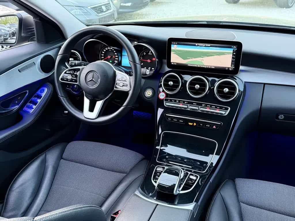 Mercedes-Benz C 220 d *Panorama* MultiBeam LED Rkam Totwinkel 08/2018-photo-4