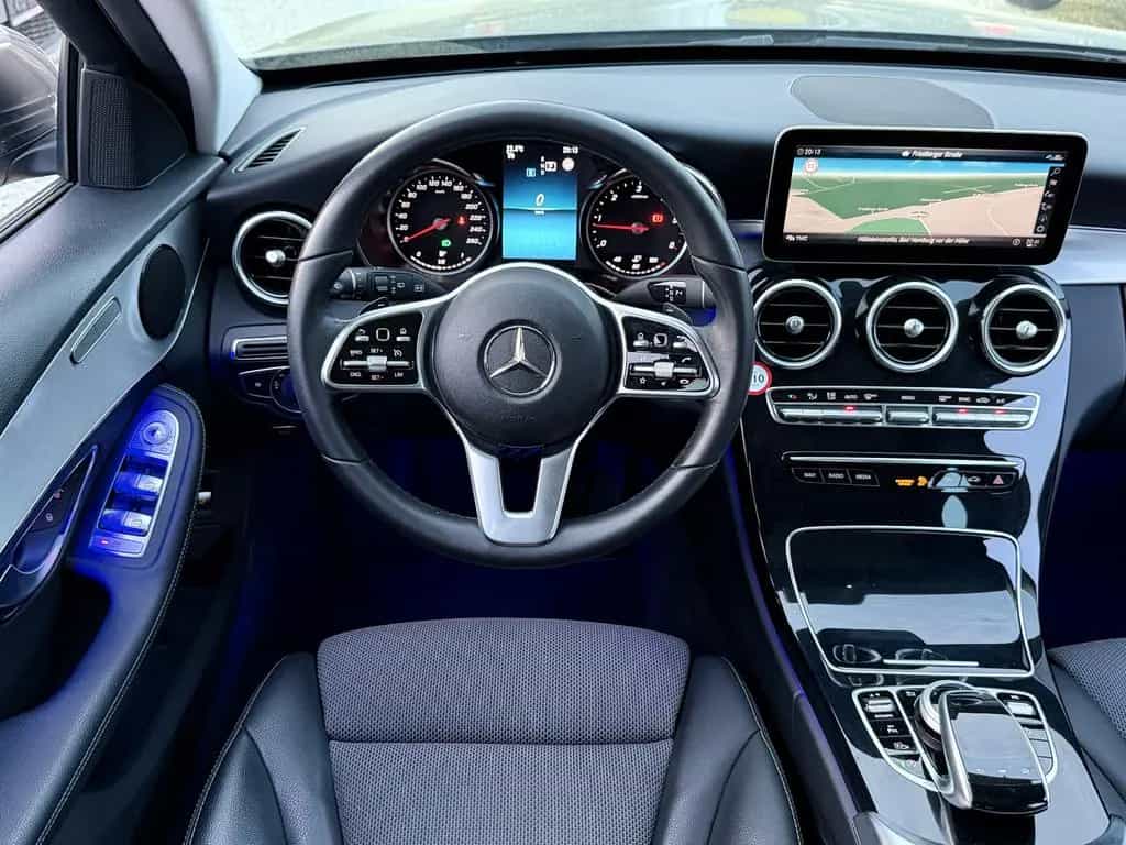 Mercedes-Benz C 220 d *Panorama* MultiBeam LED Rkam Totwinkel 08/2018-photo-8