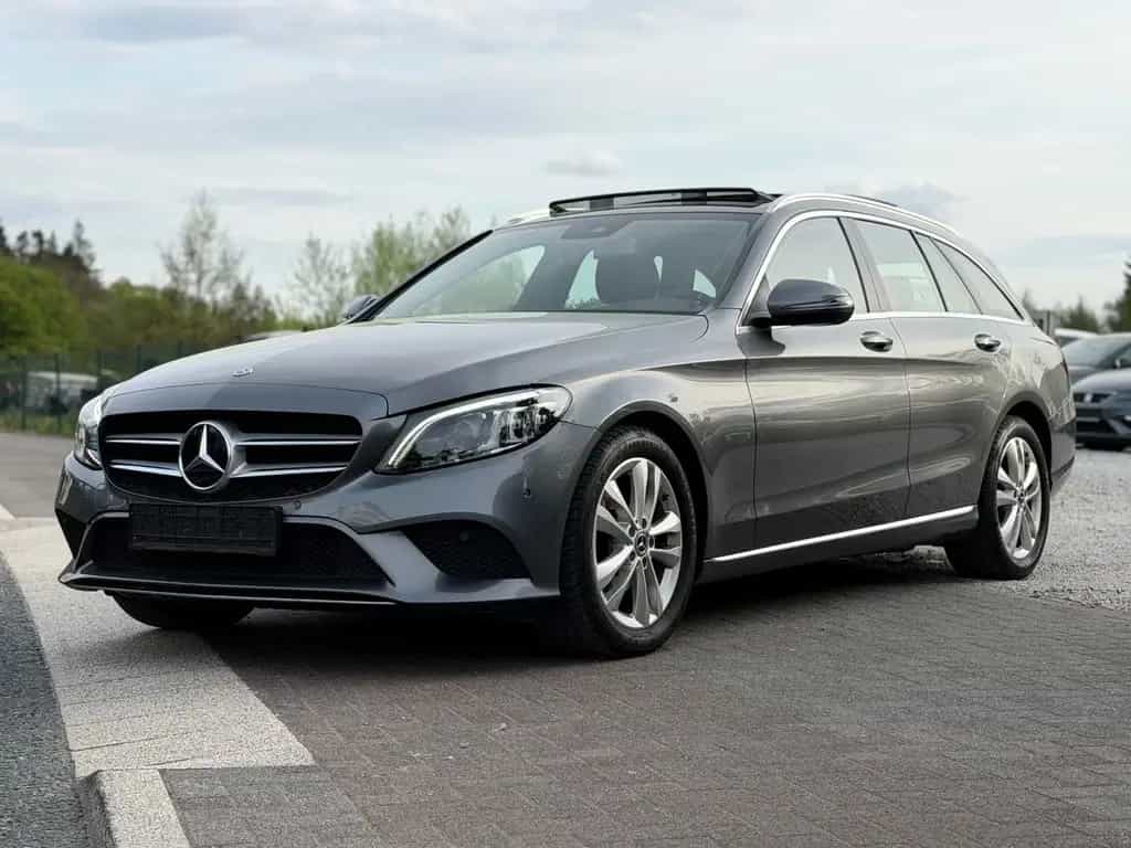 Mercedes-Benz C 220 d *Panorama* MultiBeam LED Rkam Totwinkel 08/2018-photo-9