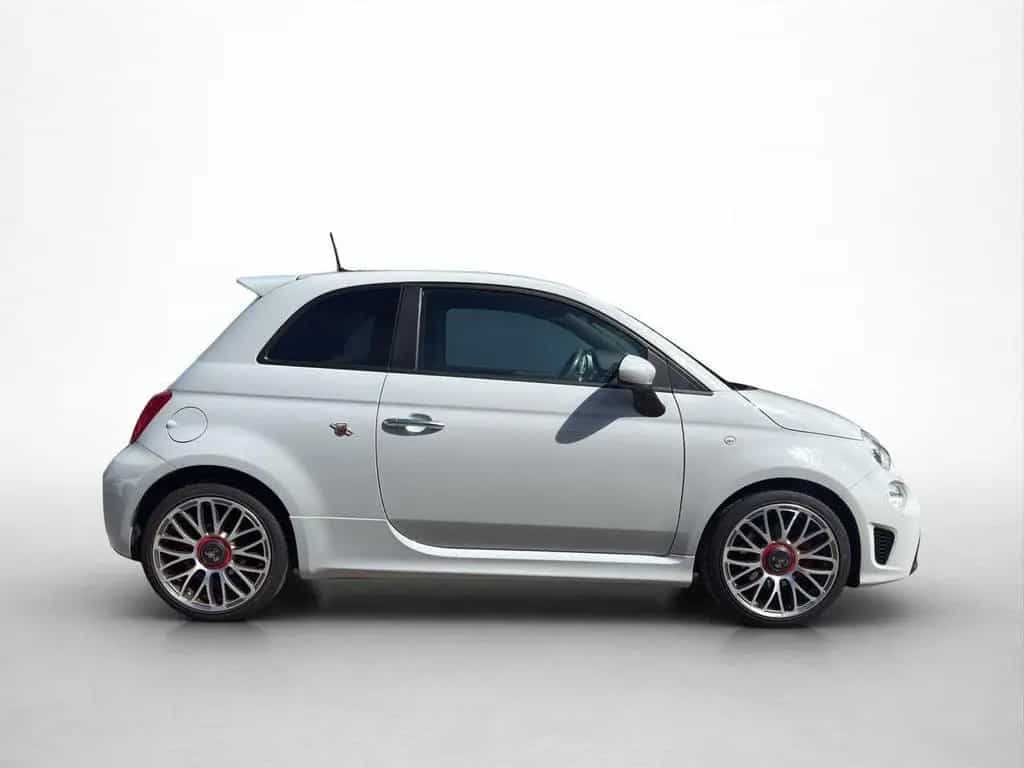 Abarth 595 1.4 T-Jet 107kW (145PS) 02/2022-photo-4
