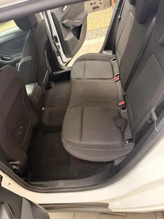 Ford Focus 1,0 EcoBoost 74kW Cool & Connect Turni... 02/2023-photo-13