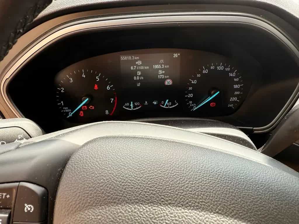 Ford Focus 1,0 EcoBoost 74kW Cool & Connect Turni... 02/2023-photo-5