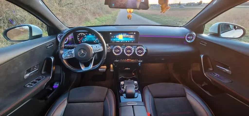 Mercedes-Benz A-Class A200 AMG Line W177 Scheckheftgepf... 06/2018-photo-8