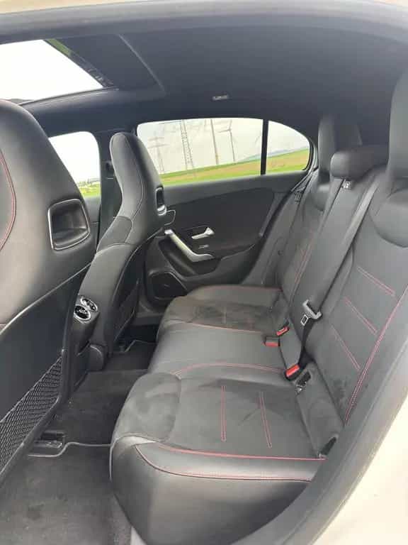 Mercedes-Benz A-Class 250 4MATIC DCT - 11/2019-photo-6