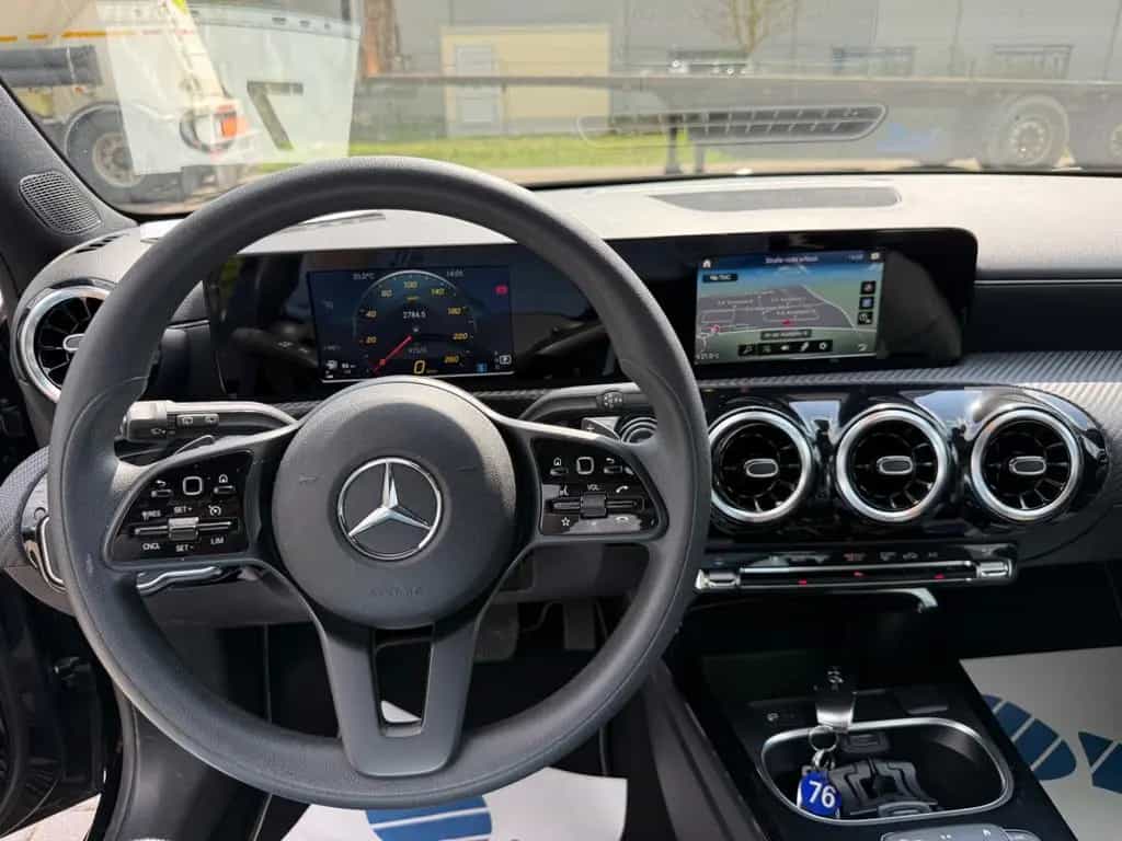 Mercedes-Benz A-Class 200 Style/Navi/Automatik/Alu 02/2020-photo-24
