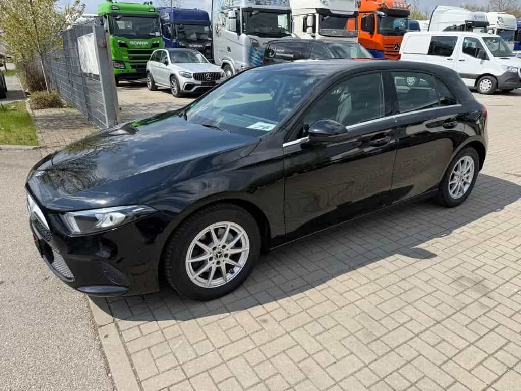 Mercedes-Benz A-Class 200 Style/Navi/Automatik/Alu 02/2020-photo-3