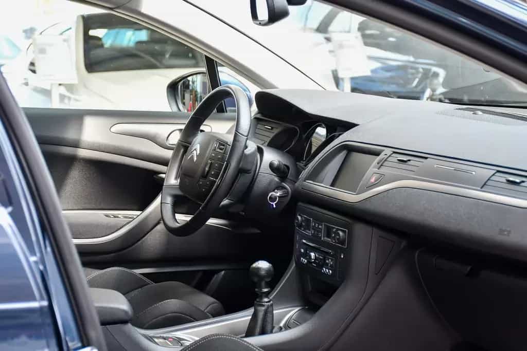 Citroën C5 Lim. Selection PDC BT Navi Shz 1. Hand 06/2015-photo-11
