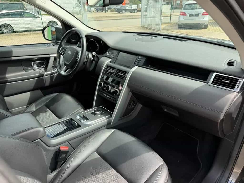 Land Rover Discovery Sport SE AWD*Panorama*Meridian*Kamera 06/2018-photo-25