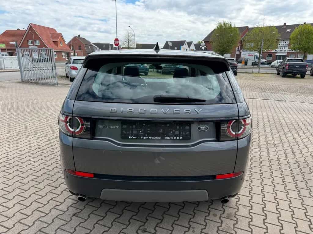 Land Rover Discovery Sport SE AWD*Panorama*Meridian*Kamera 06/2018-photo-6