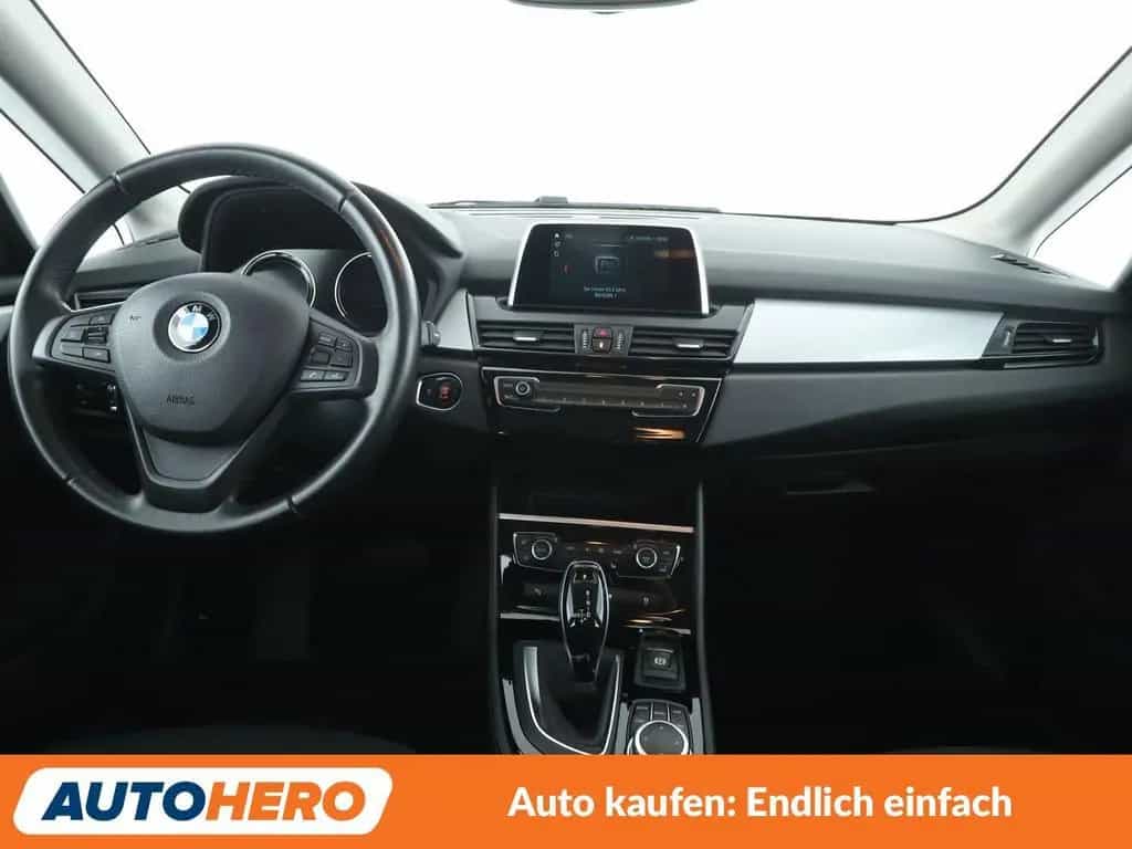 BMW 2 Series 218i Active Tourer Advantage Aut.*NAVI*LED* 07/2018-photo-11