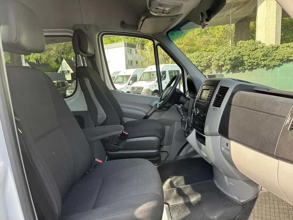 Mercedes-Benz Sprinter 316 CDI Tourer 2,2,2,3 mit 2,8 to AHK 12/2017-photo-30