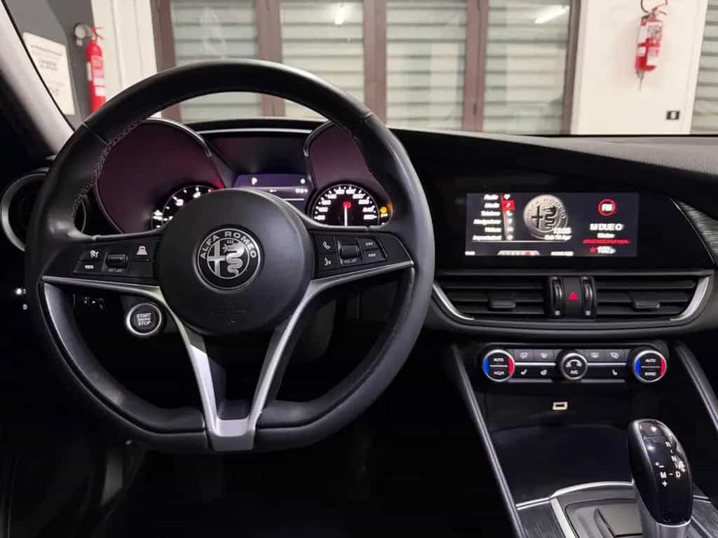 Alfa Romeo Giulia 2.2 Turbodiesel (190) AT8 Supe 01/2020-photo-8