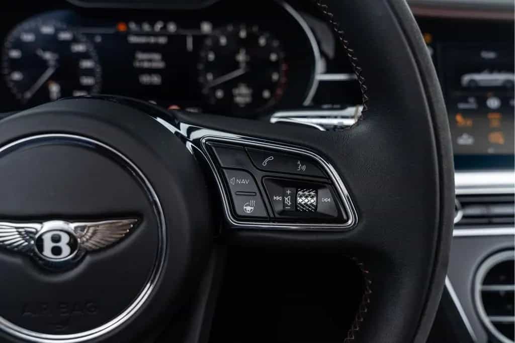 Bentley Continental GTC Speed I Akrapovic I Carbon packa 07/2022-photo-27