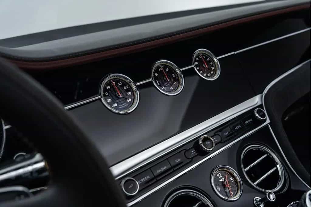 Bentley Continental GTC Speed I Akrapovic I Carbon packa 07/2022-photo-31
