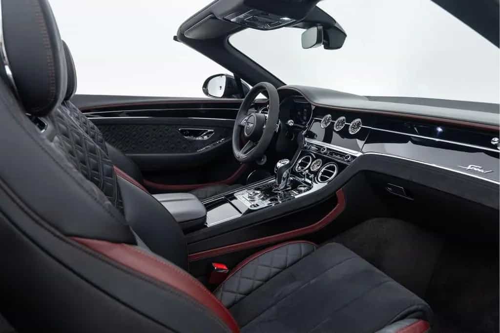 Bentley Continental GTC Speed I Akrapovic I Carbon packa 07/2022-photo-39