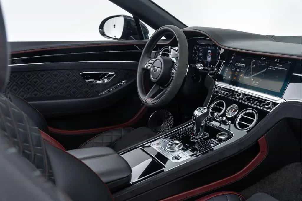 Bentley Continental GTC Speed I Akrapovic I Carbon packa 07/2022-photo-40