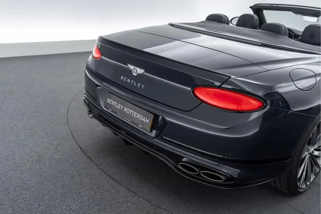 Bentley Continental GTC Speed I Akrapovic I Carbon packa 07/2022-photo-47