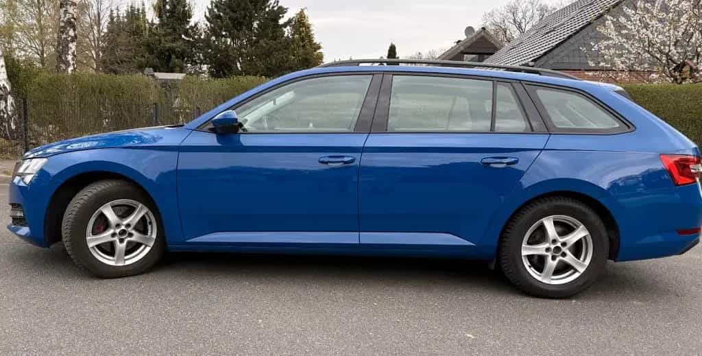 Skoda Superb 2.0 TDI SCR ACTIVE Combi ACTIVE 10/2019-photo-2