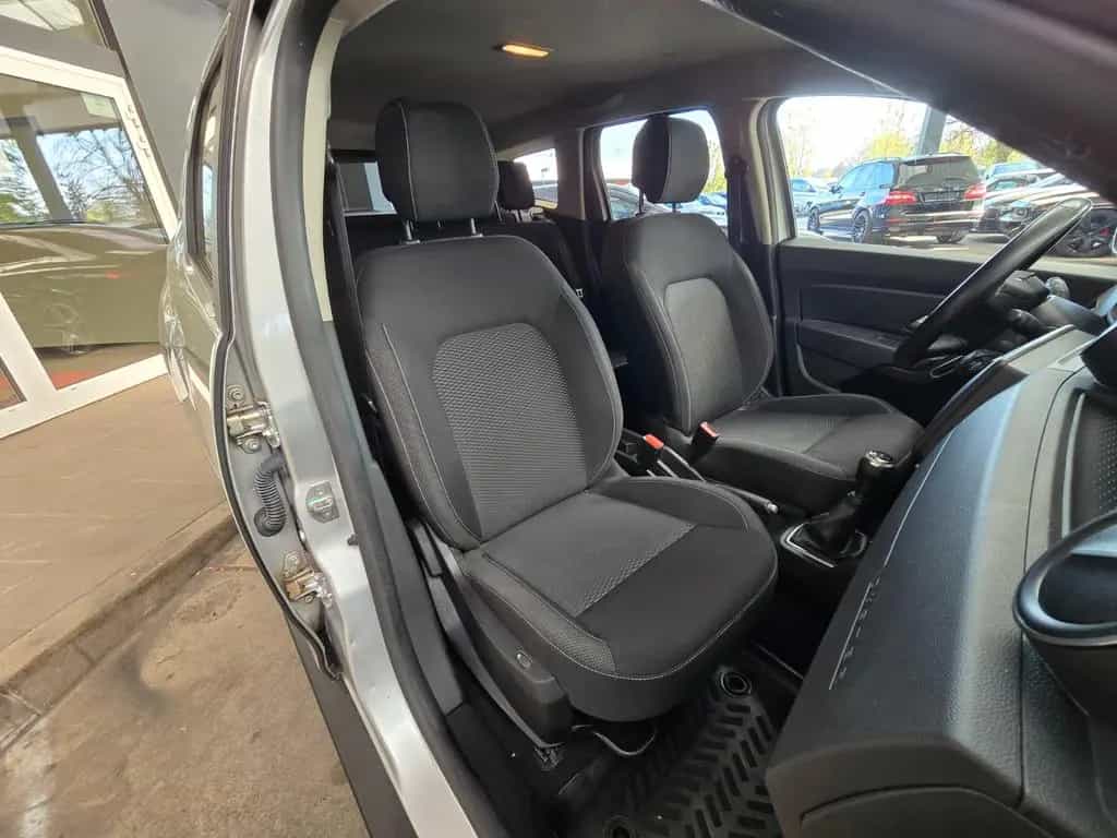 Dacia Duster II 1.2 Comfort Kamera/Sitzheizung/LM/AHK 05/2018-photo-25