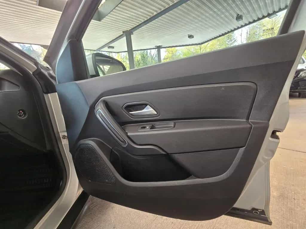 Dacia Duster II 1.2 Comfort Kamera/Sitzheizung/LM/AHK 05/2018-photo-26