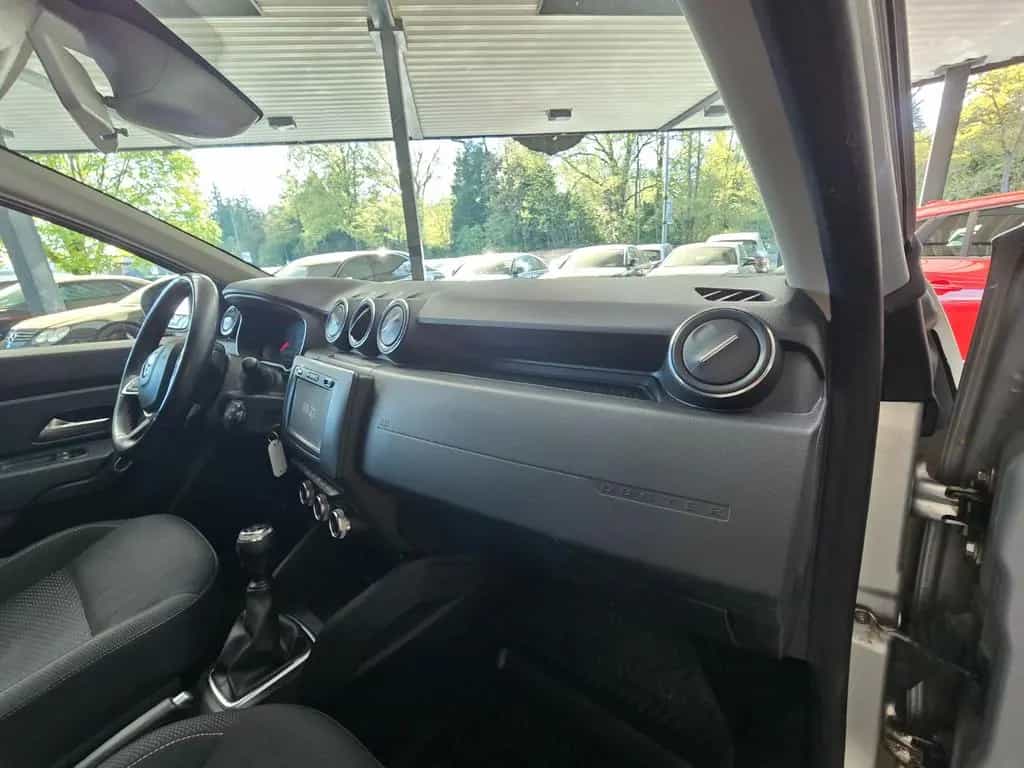 Dacia Duster II 1.2 Comfort Kamera/Sitzheizung/LM/AHK 05/2018-photo-34